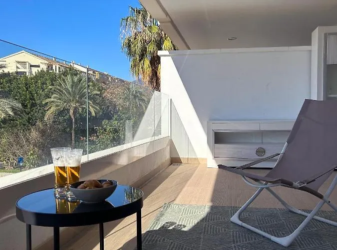 Maribel Moderno Apartment Marbella